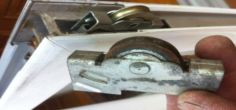 screen door roller repair in Irvine